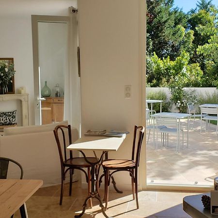 La Bastide D'Alix Panzió Éguilles Kültér fotó